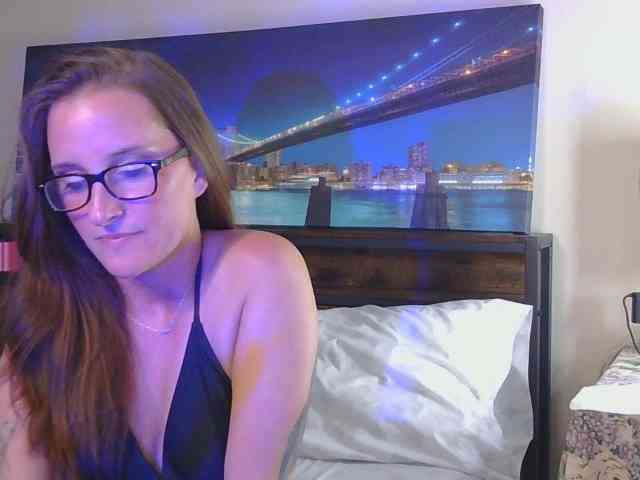 PopTartt webcam