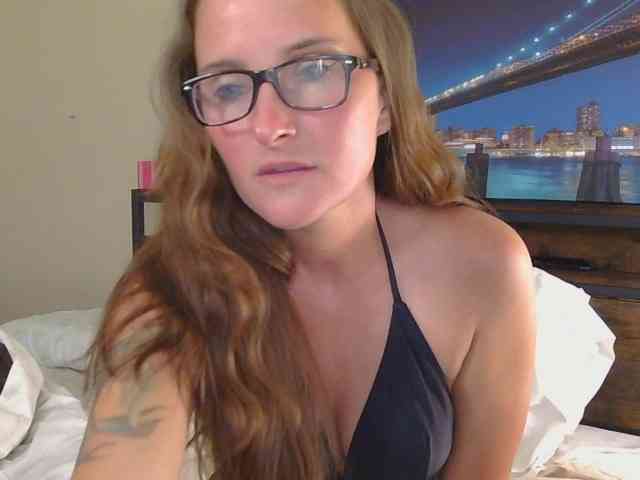 PopTartt webcam