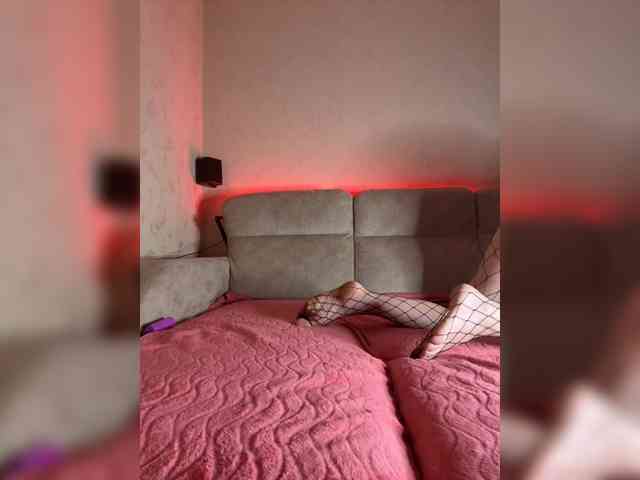 AngelikaLime webcam