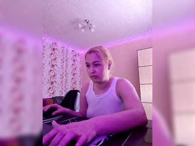 2Love-Love2 live cam on BongaCams