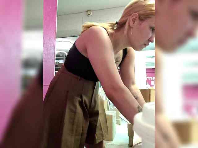 _Vikki_Zoe_ webcam