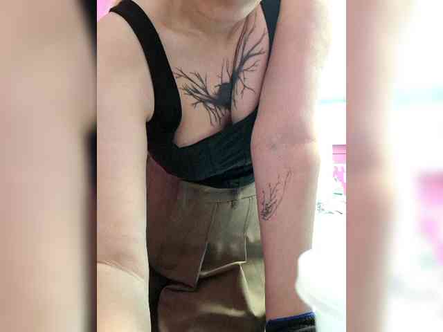 _Vikki_Zoe_ webcam