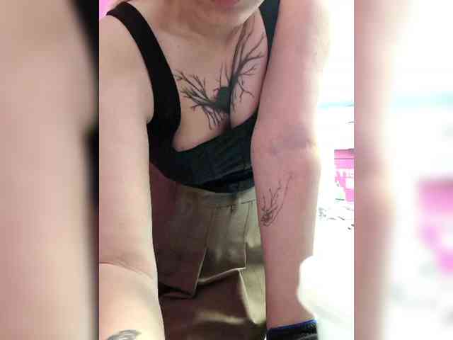 _Vikki_Zoe_ webcam