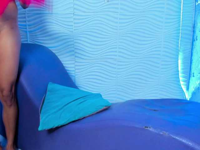 LetsDoeIt111 live cam on BongaCams
