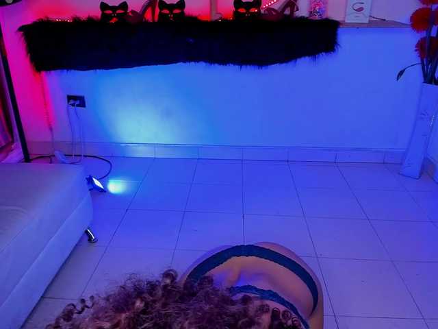 LetsDoeIt111 live cam on BongaCams