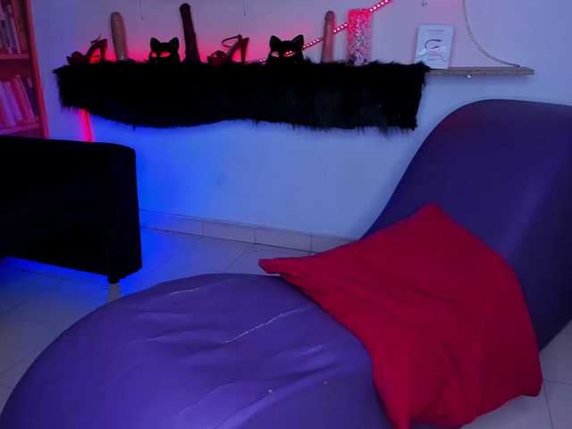 LetsDoeIt111 live cam on BongaCams