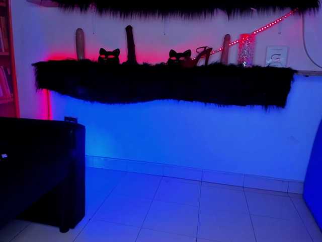 LetsDoeIt111 live cam on BongaCams