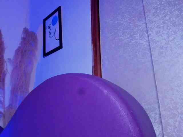 LetsDoeIt111 webcam