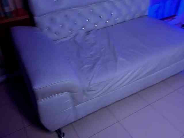 LetsDoeIt111 webcam