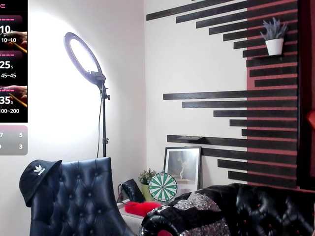 JessicaFoxie