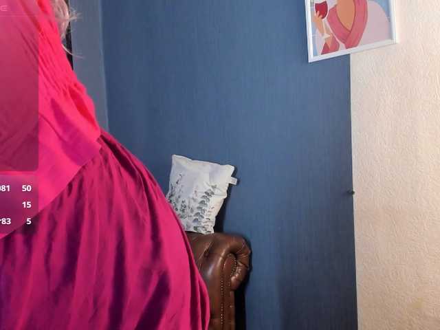 JessicaFoxie live cam