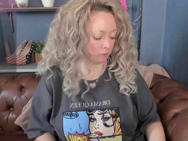 JessicaFoxie webcam