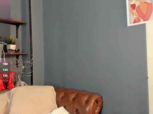 JessicaFoxie webcam