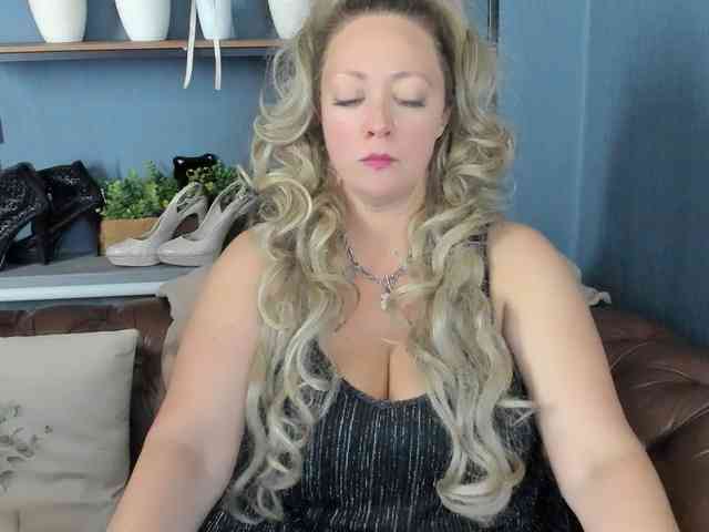 JessicaFoxie webcam