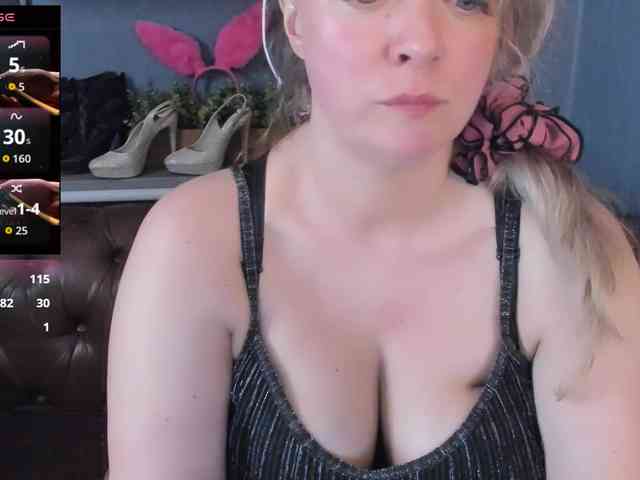 JessicaFoxie webcam