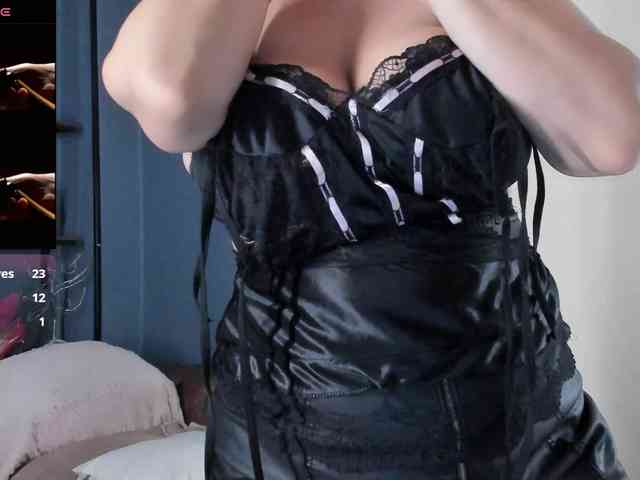 JessicaFoxie webcam
