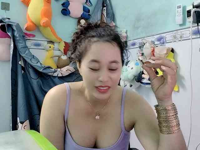Youngsee69 webcam