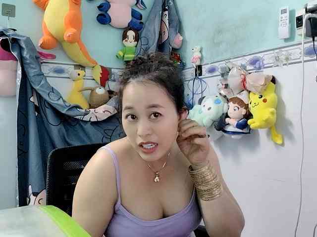 Youngsee69 webcam