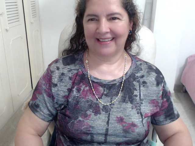 leonela est une amatrice française qui est très bandante et propose des vidéos d'amatrices extrêmement coquines sur BongaCams. Les tags coquins de cette cam girl sont : Latino/Hispanic,Brunette,Hairy,