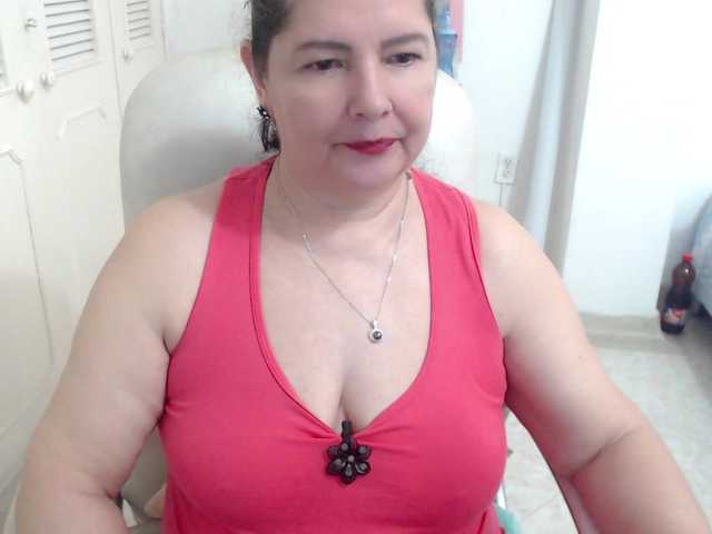 leonela's BongaCams show and profile