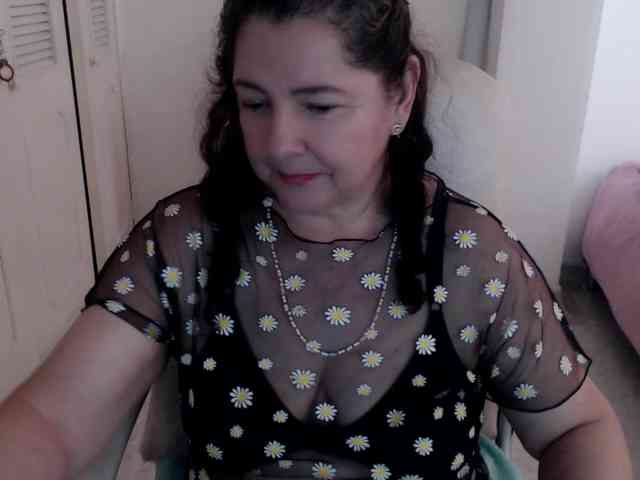 leonela Live Webcam on BongaCams