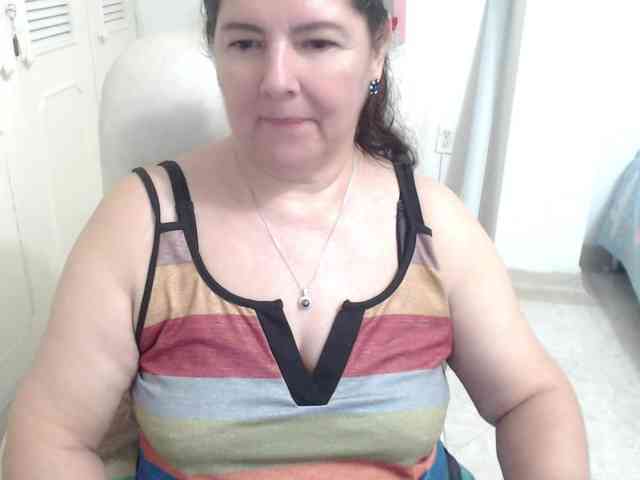 leonela Live Webcam on BongaCams