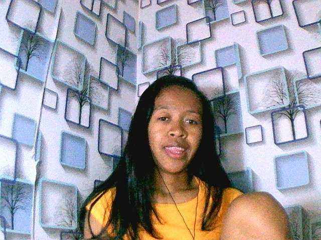 rose27 live cam on BongaCams