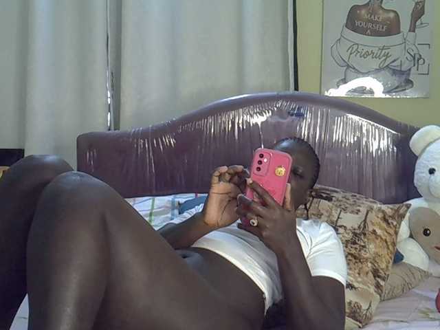 Tatiana22 live cam on BongaCams