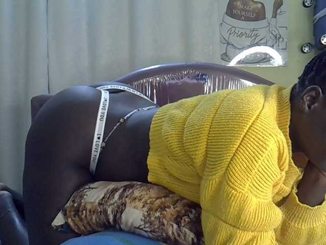Tatiana22 live on BongaCams