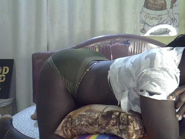 Tatiana22 live webcam show