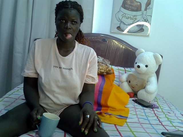 Tatiana22's BongaCams show and profile