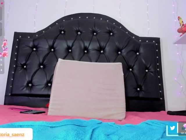 vicky-saenz live cam on BongaCams
