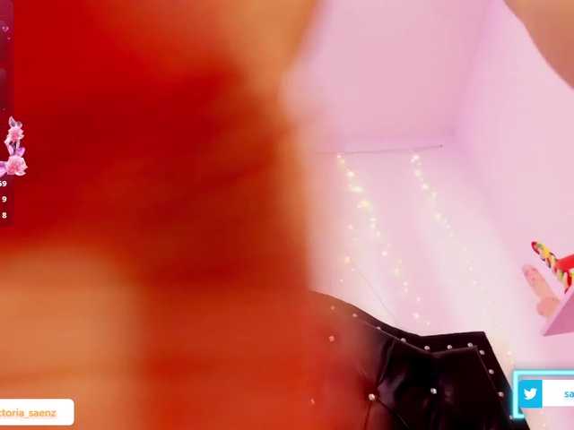 vicky-saenz live webcam show