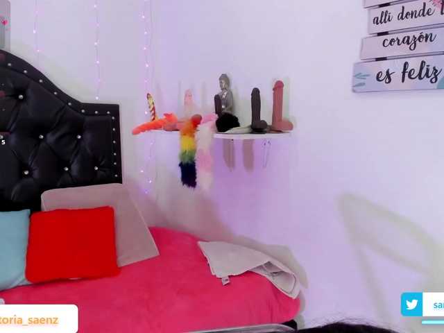 vicky-saenz live cam on BongaCams