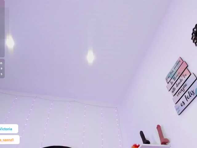 vicky-saenz live cam on BongaCams