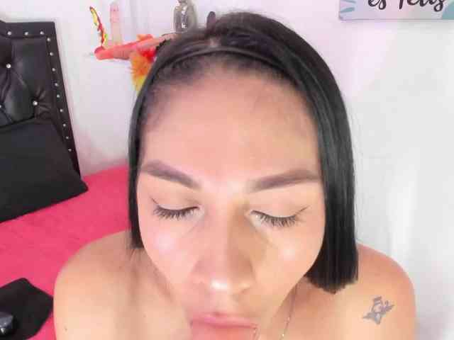 vicky-saenz webcam