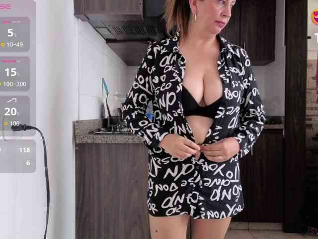 Mmmcutemm webcam