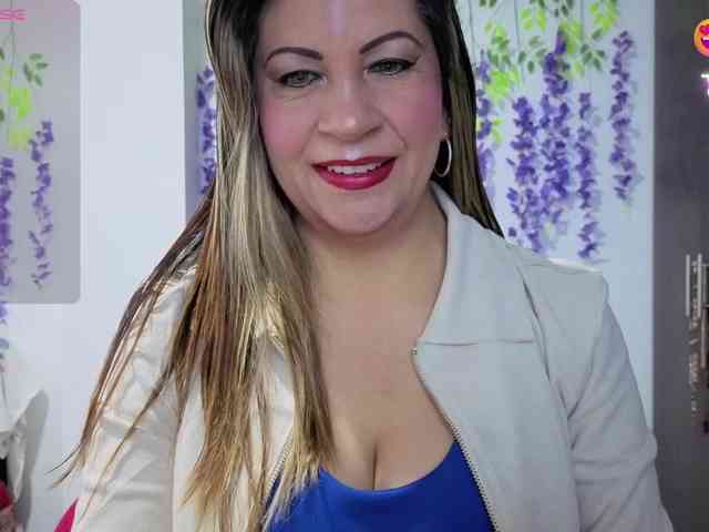 Mmmcutemm webcam