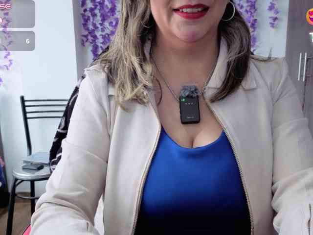 Mmmcutemm webcam