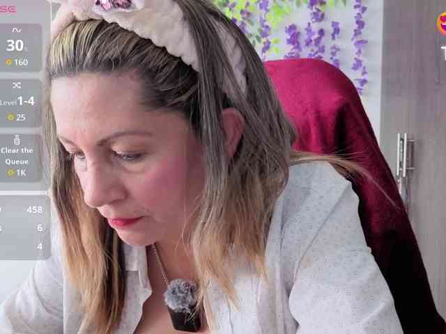 Mmmcutemm webcam