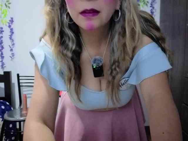 Mmmcutemm webcam