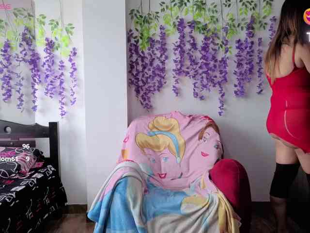 Mmmcutemm webcam