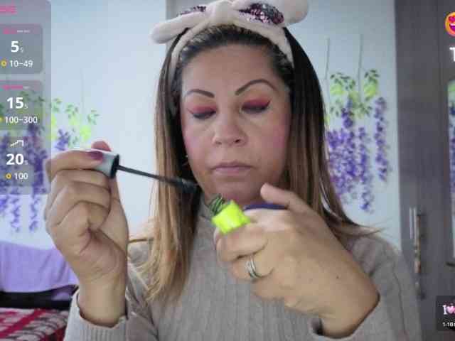 Mmmcutemm webcam