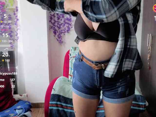 Mmmcutemm webcam