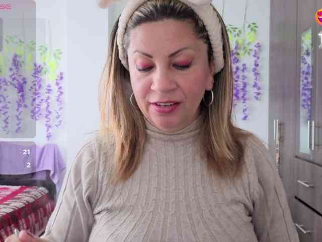 Mmmcutemm webcam