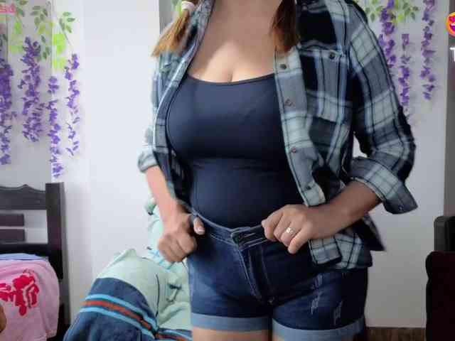 Mmmcutemm webcam
