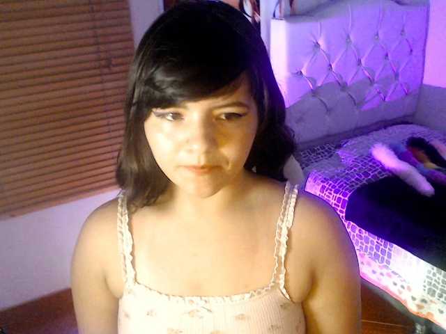 alissamorrison live cam preview