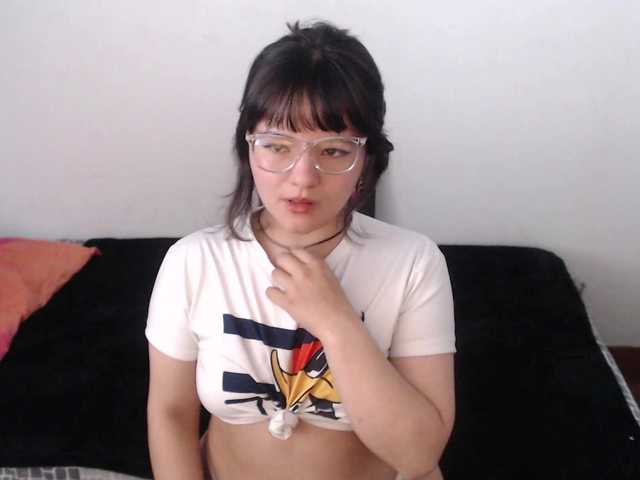 alissamorrison live cam on BongaCams