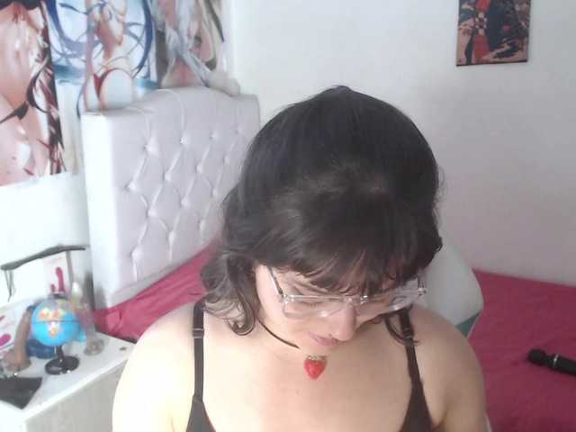 alissamorrison live cam on BongaCams