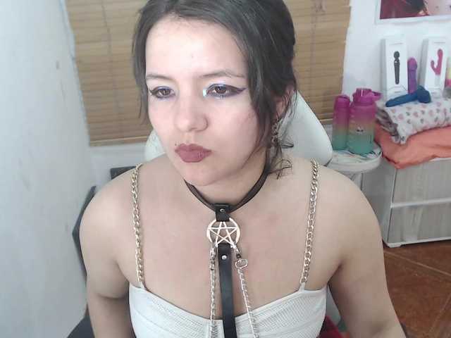 alissamorrison live cam on BongaCams